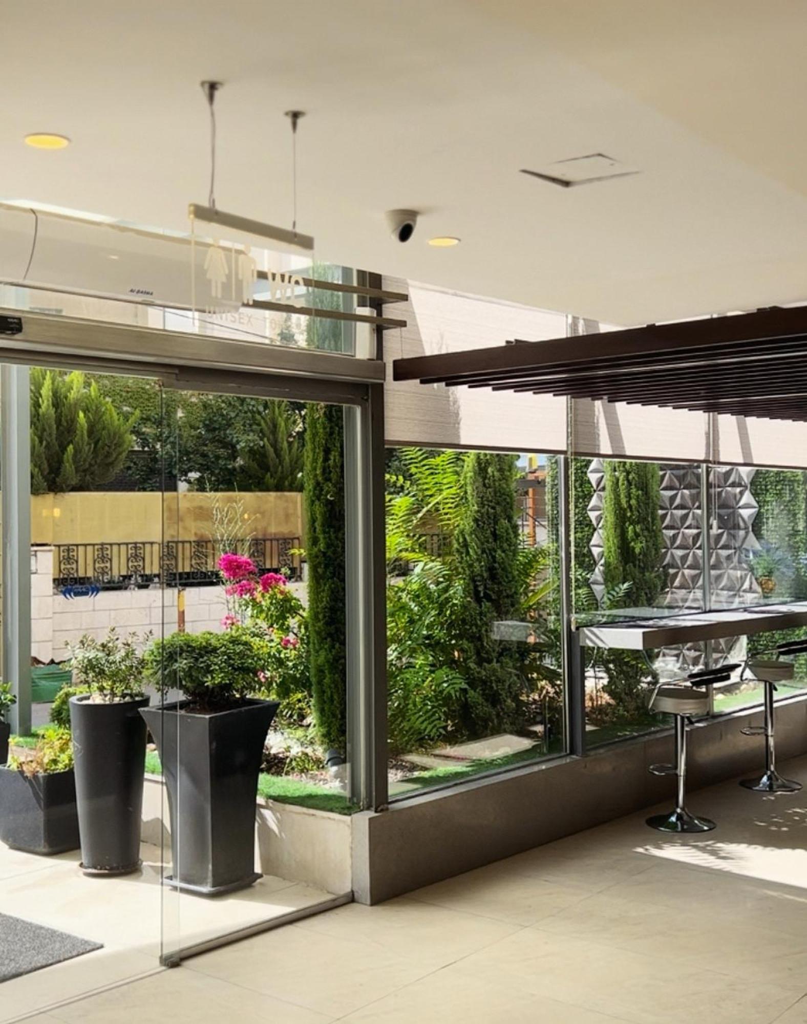 The Seventh Star Hotel Suites Amman Exterior photo